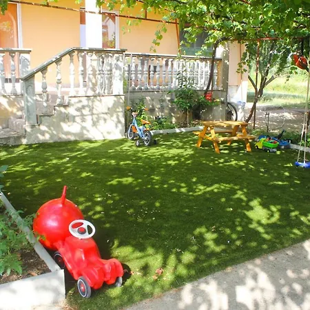 Apartments Eskinja 아파트